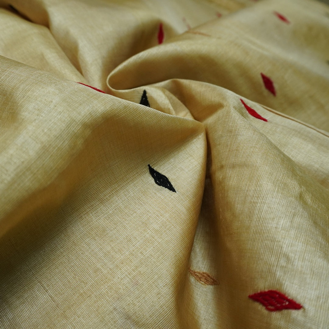 Pure Toss | Silk color | Handloom | Blouse and Poti(border) are included.